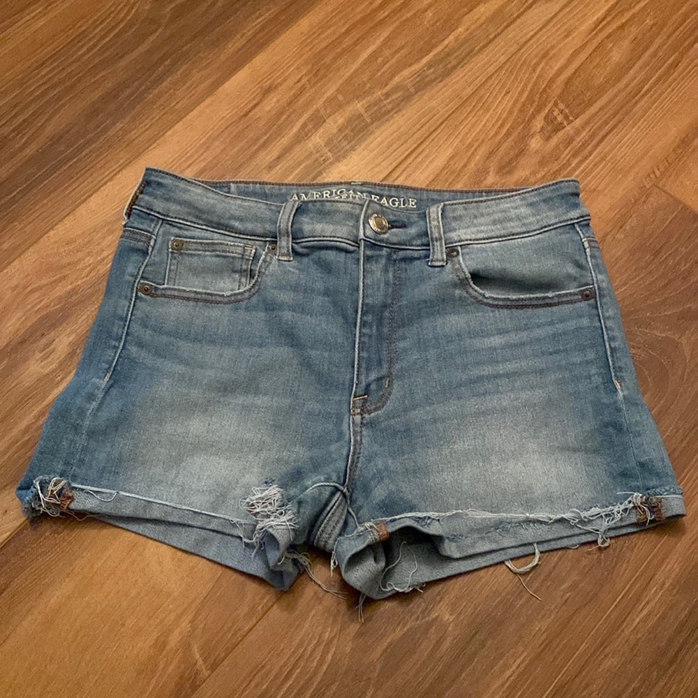 American Eagle denim shorts size 10